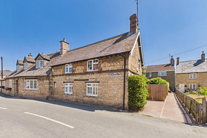 3 Bedroom Cottage For Sale In Church Street, Ryhall, Rutland, PE9