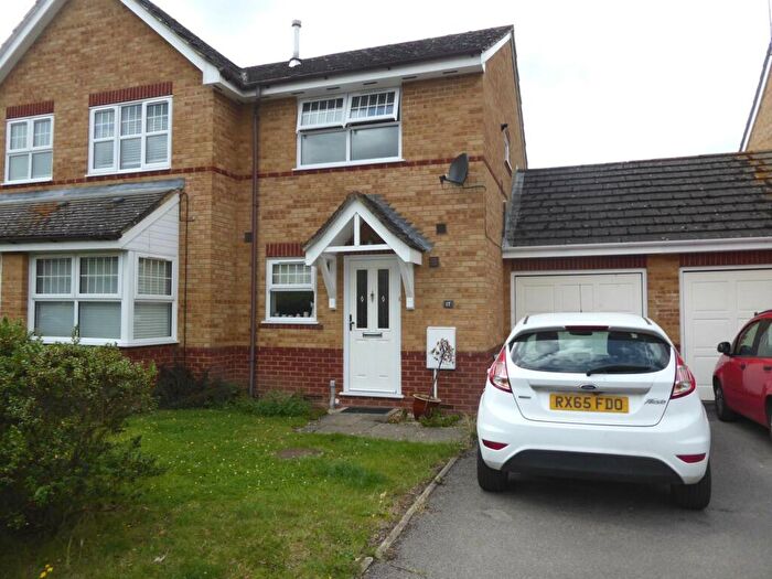 2 Bedroom House To Rent In Lansdowne Gardens, Spencers Wood, RG7