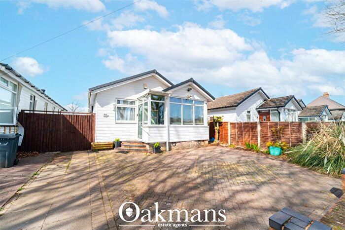 2 Bedroom Bungalow For Sale In Hawkesley Drive, Birmingham, West Midlands, B31