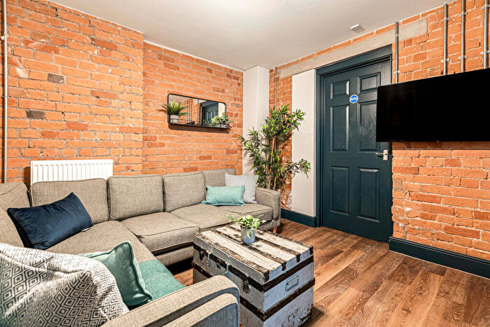 7 Bedroom Property To Rent In Flat, Shoe & Boot Factory, Leicester, LE2