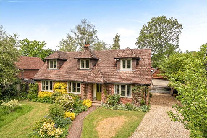 4 Bedroom Detached House For Sale In Plaistow Road, Loxwood, Billingshurst, West Sussex, RH14