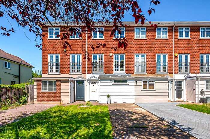 3 Bedroom Terraced House For Sale In Lennard Road, Beckenham, BR3