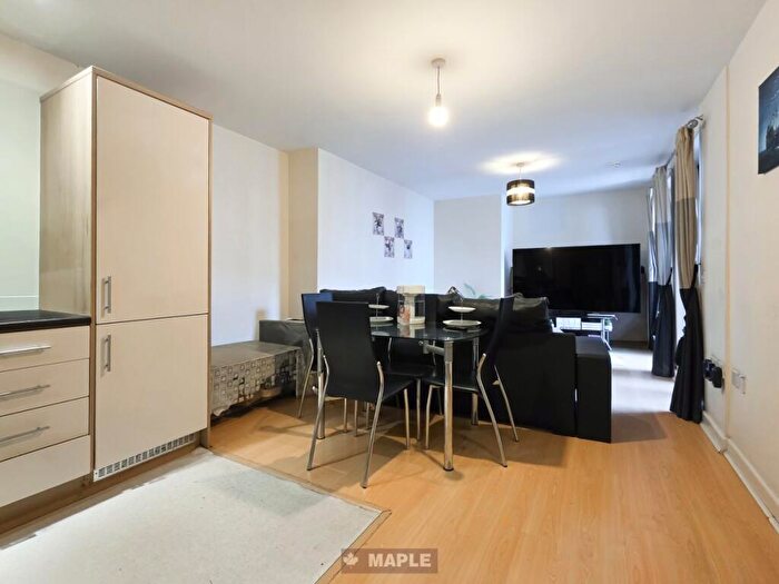 1 Bedroom Flat For Sale In Northolt Road, South Harrow, HA2
