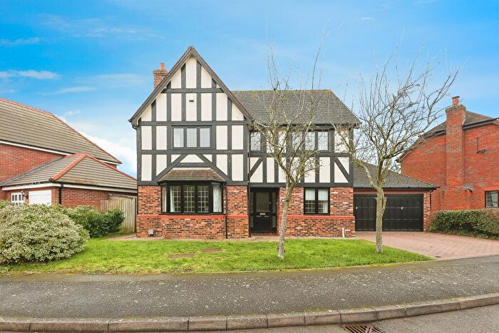 4 Bedroom Detached House For Sale In Saracen Drive, Balsall Common, Coventry, CV7