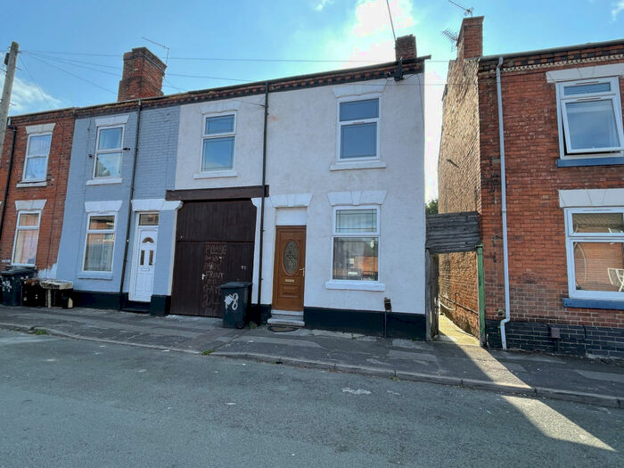3 Bedroom Terraced House To Rent In Rawdon Street, Derby, Derbyshire, DE23