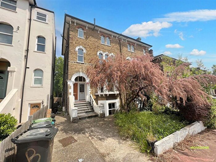 1 Bedroom Flat To Rent In Bromley Grove, Shortlands, Bromley, Kent, BR2