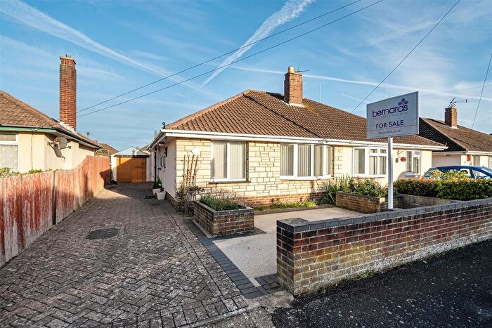 1 Bedroom Semi Detached Bungalow For Sale In Goodwood Road, Elson, Gosport, PO12