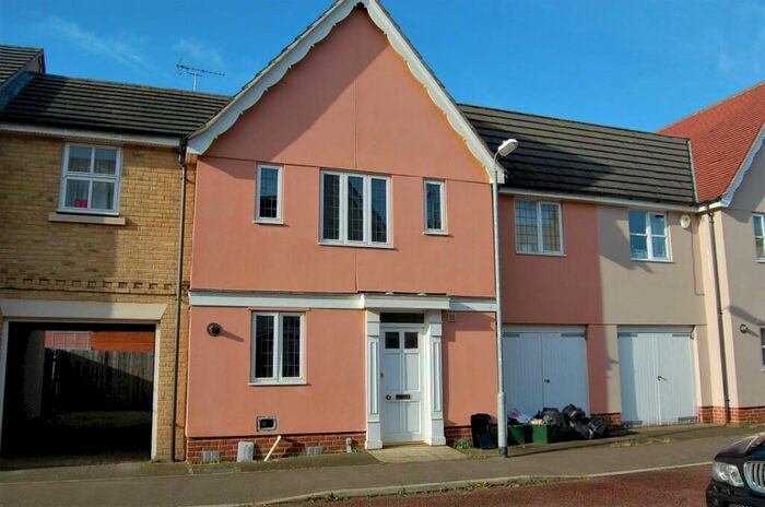 4 Bedroom Terraced House To Rent In Mascot Square, Colchester, Essex, CO4