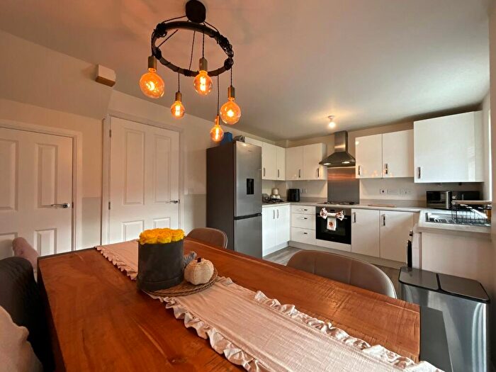 3 Bedroom End Of Terrace House For Sale In Turnberry Drive, Hebburn, NE31