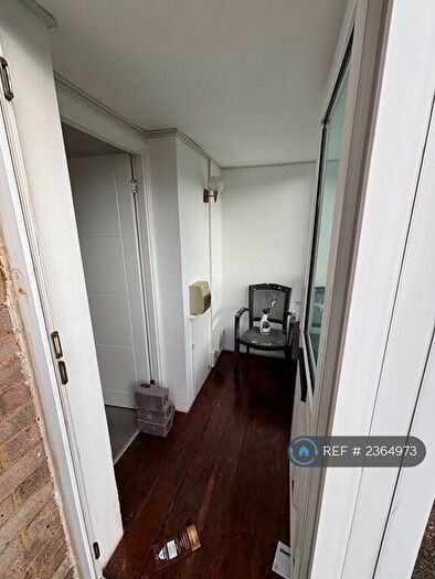 1 Bedroom Maisonette To Rent In Heywood Drive, Luton, LU2