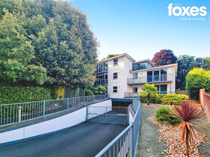 2 Bedroom Flat To Rent In Flat, Boston, Bournemouth Road, BH14