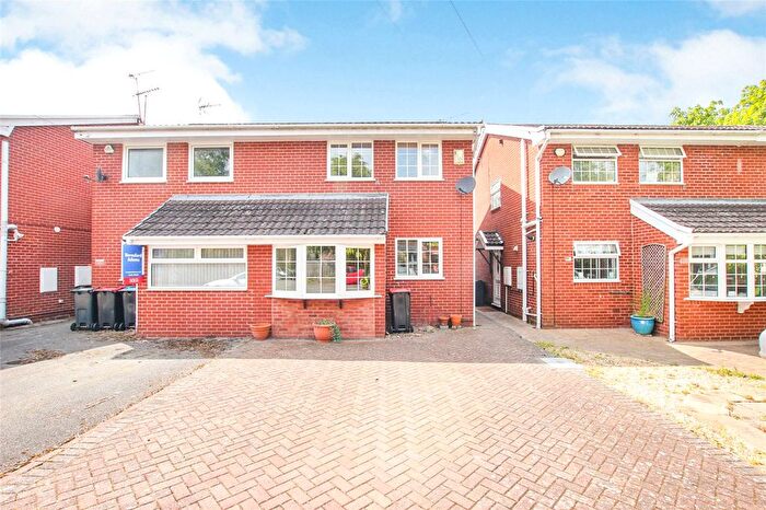3 Bedroom Semi-Detached House To Rent In Waterloo Road, Chester, Cheshire, CH2