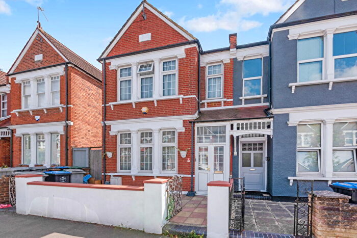 4 Bedroom Semi Detached House For Sale In Olive Road, NW2