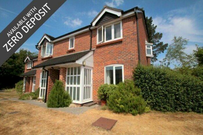 1 Bedroom Flat To Rent In Oakwood Close, Midhurst, GU29