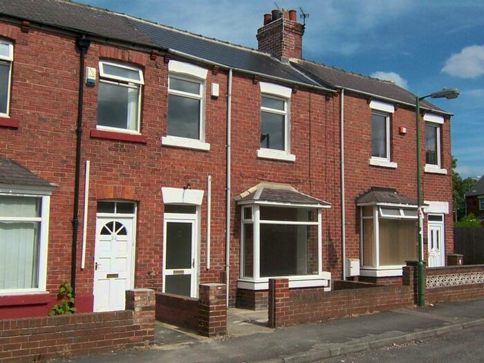 3 Bedroom Terraced House To Rent In Edward Street, Gilesgate, DH1