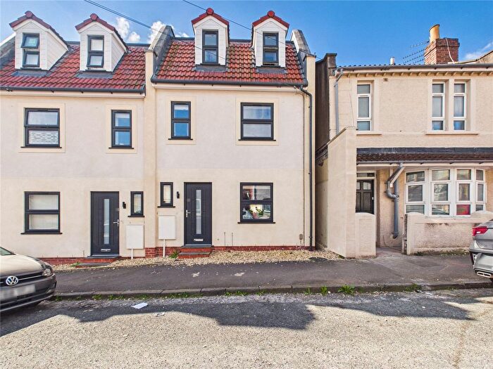 5 Bedroom Semi Detached House For Sale In Woodbine Road, Bristol, BS5