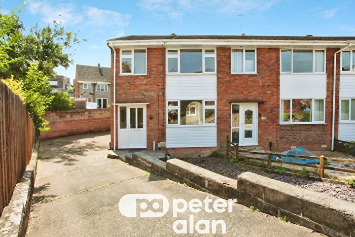3 Bedroom End Of Terrace House To Rent In Hollybush Close, Newport, NP20