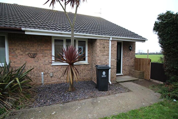 2 Bedroom Semi-Detached House To Rent In Hampstead Avenue, Clacton-on-Sea, CO16