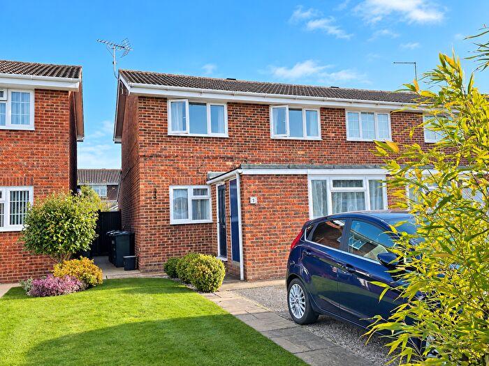 4 Bedroom Semi-Detached House For Sale In Marden, Kent, TN12