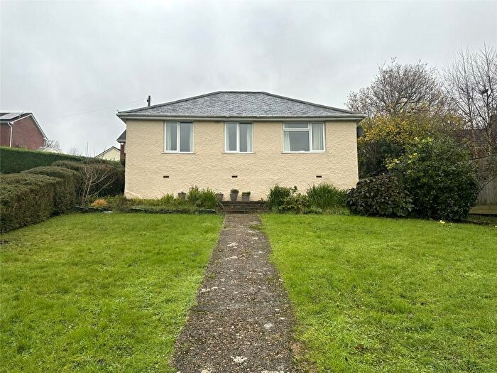 3 Bedroom Bungalow To Rent In Cowley Bridge Road, Exeter, Devon, EX4