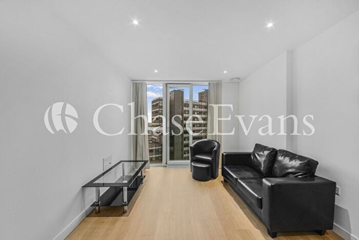 1 Bedroom Flat To Rent In Pinnacle Apartments, Saffron Central Square, Croydon, CR0