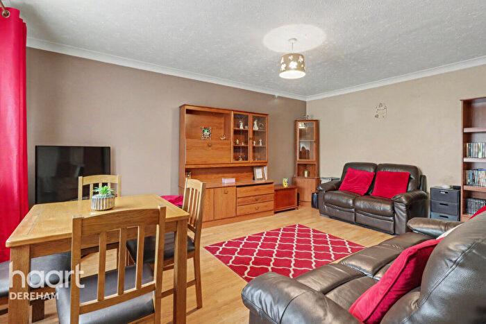 2 Bedroom Flat For Sale In South Green, Dereham, NR19