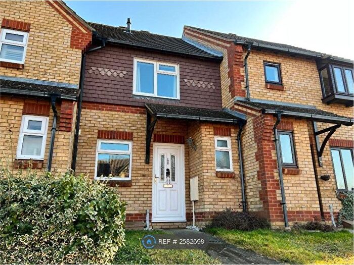 2 Bedroom Terraced House To Rent In Clover Avenue, Bedford, MK41