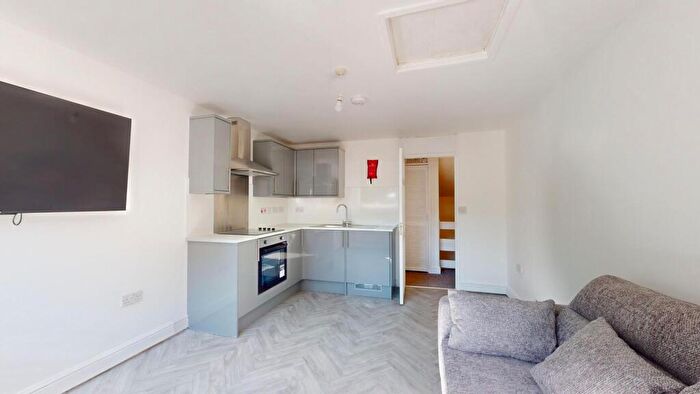 2 Bedroom House To Rent In Priddy Close, Bath, BA2