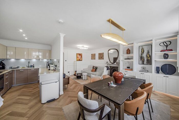 1 Bedroom Flat For Sale In Inverness Terrace, London, W2