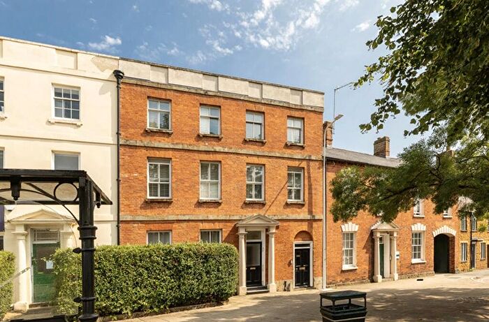 1 Bedroom Flat For Sale In Flat, Horse Fair, Banbury, OX16