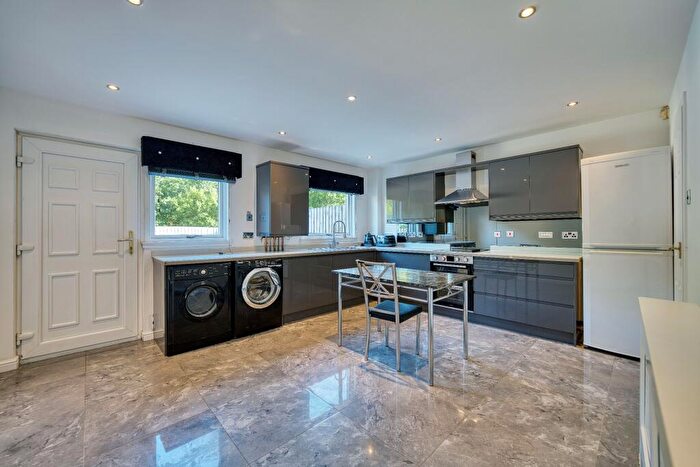 3 Bedroom Terraced House For Sale In Shiskine Drive, Maryhill, Glasgow, G20