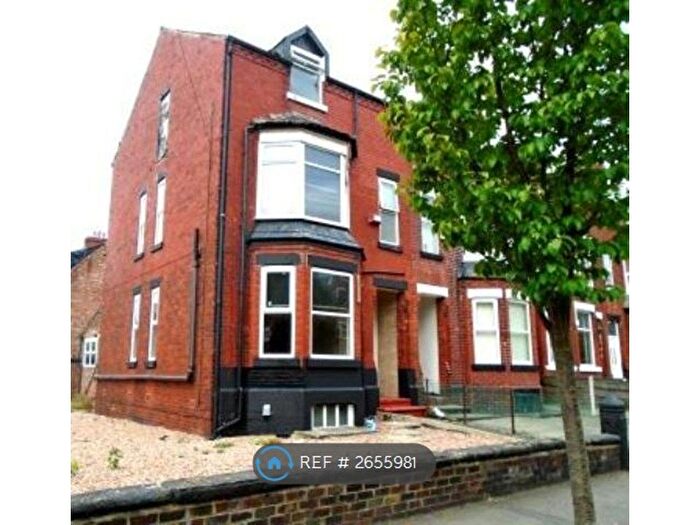 8 Bedroom End Of Terrace House To Rent In Egerton Road, Manchester, M14