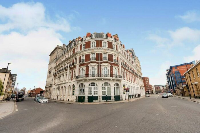 2 Bedroom Apartment To Rent In Imperial Apartments, South Western House, Southampton, SO14