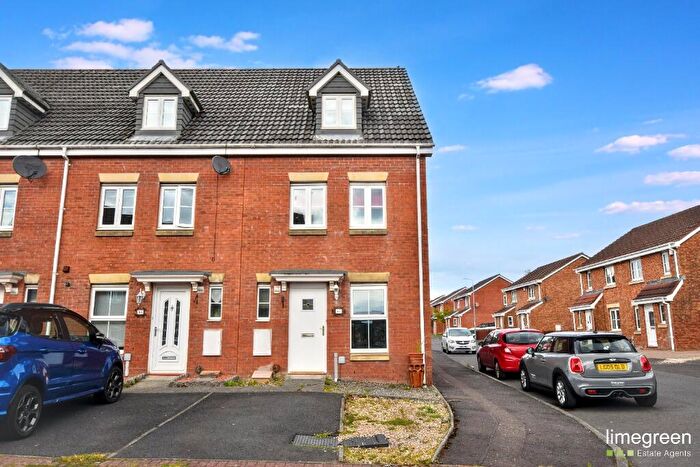 3 Bedroom Town House For Sale In Talisker Avenue, Kilmarnock, East Ayrshire, KA3