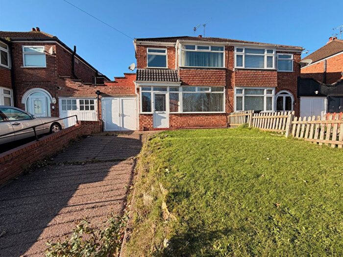 3 Bedroom Semi Detached House For Sale In Aldersley Road, Wolverhampton, WV6
