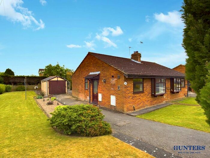 2 Bedroom Semi-Detached Bungalow For Sale In Chestnut View, Pocklington, York, YO42
