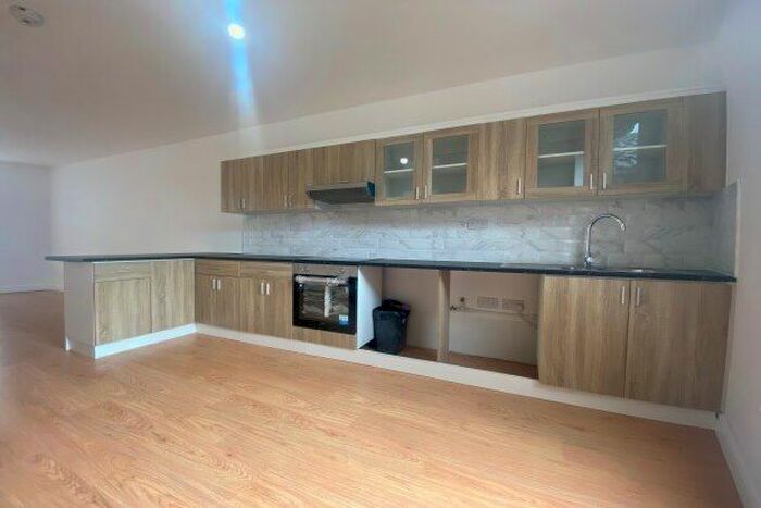 2 Bedroom Flat To Rent In Rice Lane, Liverpool, L9
