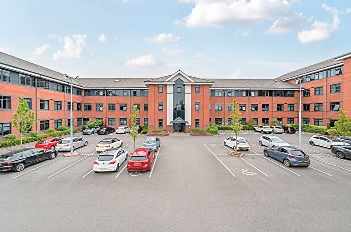 2 Bedroom Flat For Sale In Dawsons Square, Pudsey, West Yorkshire, Uk, LS28