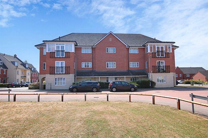2 Bedroom Flat For Sale In St. Crispin Crescent, Northampton, NN5
