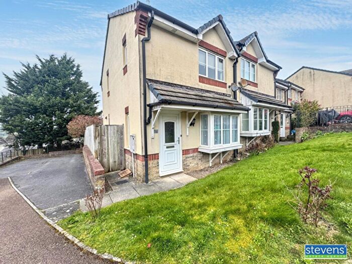 2 Bedroom Semi-Detached House For Sale In Otter Close, Okehampton, Devon, EX20