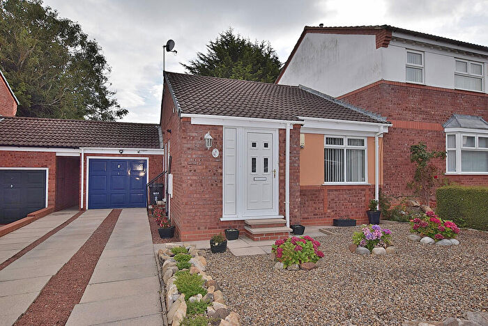 2 Bedroom Semi-Detached Bungalow For Sale In Vicarage Road, Catterick Garrison, DL9