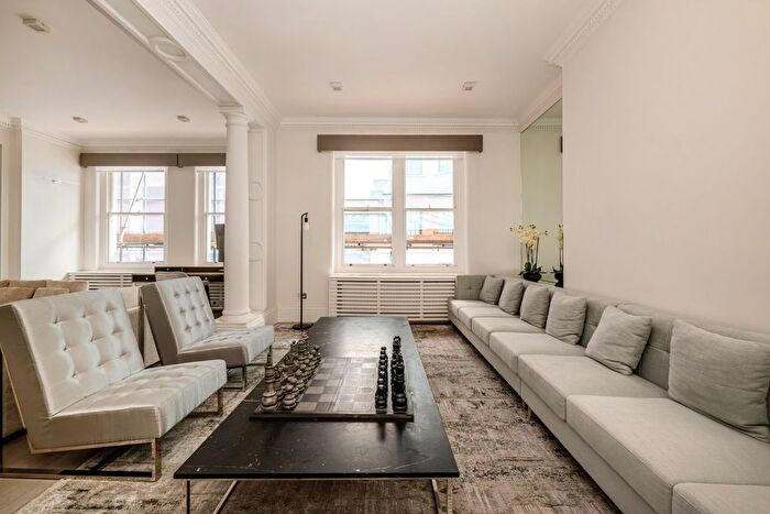 4 Bedroom Flat For Sale In Rutland Court, London, SW7