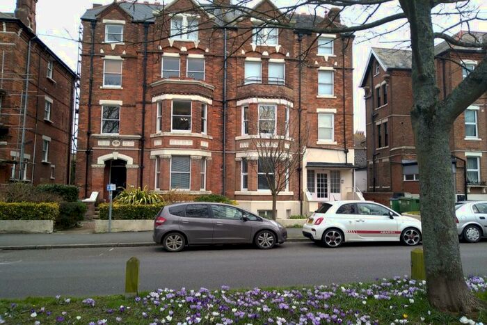 2 Bedroom Flat To Rent In Castle Hill Avenue, Folkestone, CT20