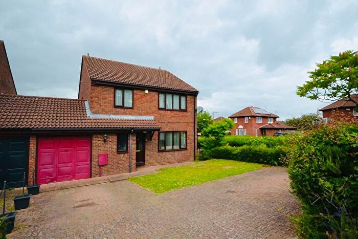 4 Bedroom Detached House To Rent In Belvoir Avenue, Emerson Valley, Milton Keynes, Buckinghamshire, MK4