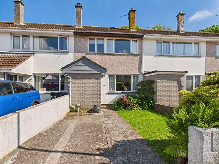 4 Bedroom Property For Sale In Manor Way, Heamoor, Penzance, TR18