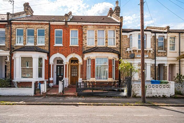 3 Bedroom Terraced House For Sale In Oxonian Street, London, SE22