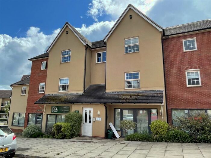 2 Bedroom Flat To Rent In Old Park Avenue, Exeter, EX1