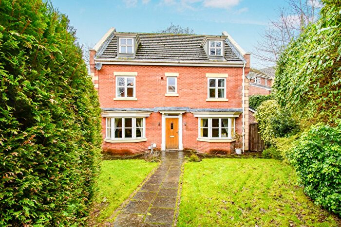 5 Bedroom Detached House For Sale In Clarendon Gardens, Bolton, BL7