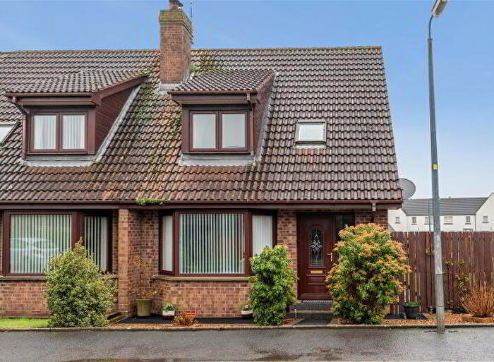 3 Bedroom Semi-Detached House For Sale In Mossvale Avenue, Ballygowan, BT23