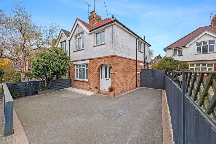 3 Bedroom Semi-Detached House For Sale In Knole Grove, East Grinstead, RH19